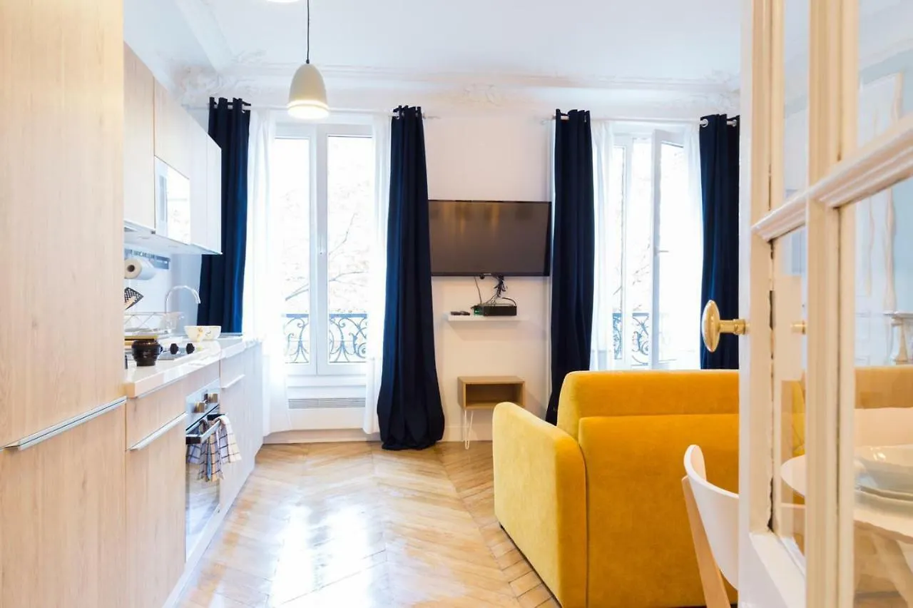 Residence Lancaster Paris 0*,  France
